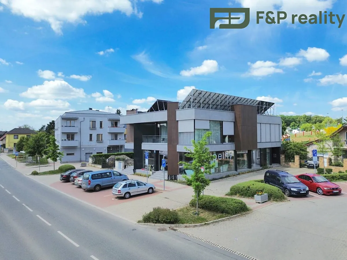 Pronájem kanceláře 122 m²